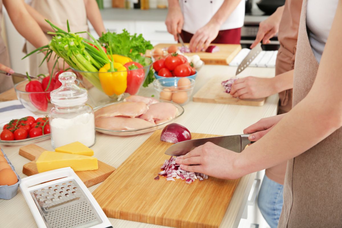 Top 10 Cooking Classes in Hoi An: A Taste of Tradition and Tranquility